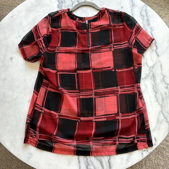Forever 21 Sheer Plaid Top - Size Medium - Picture 2 of 8